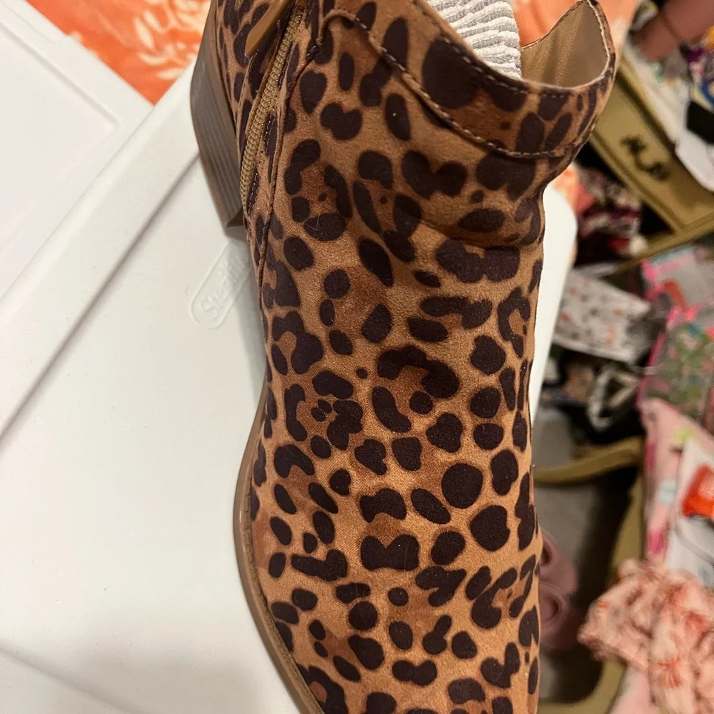 Torrid Brown Leopard Ankle Booties - Picture 2 of 15